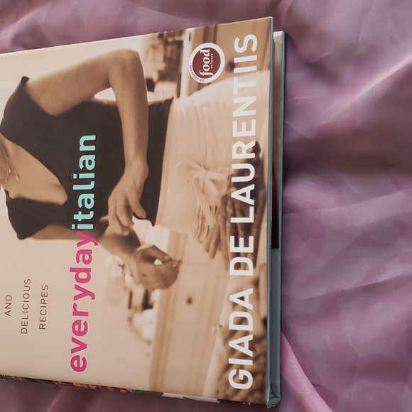 Every Day Italian Giada De Laurentiis - Picture 3 of 5